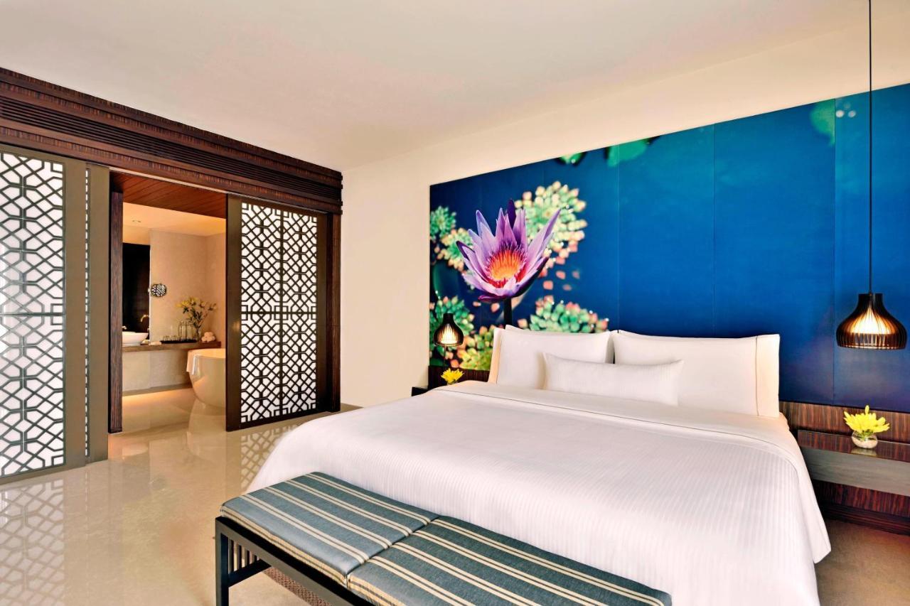 The Westin Hyderabad Mindspace Bagian luar foto