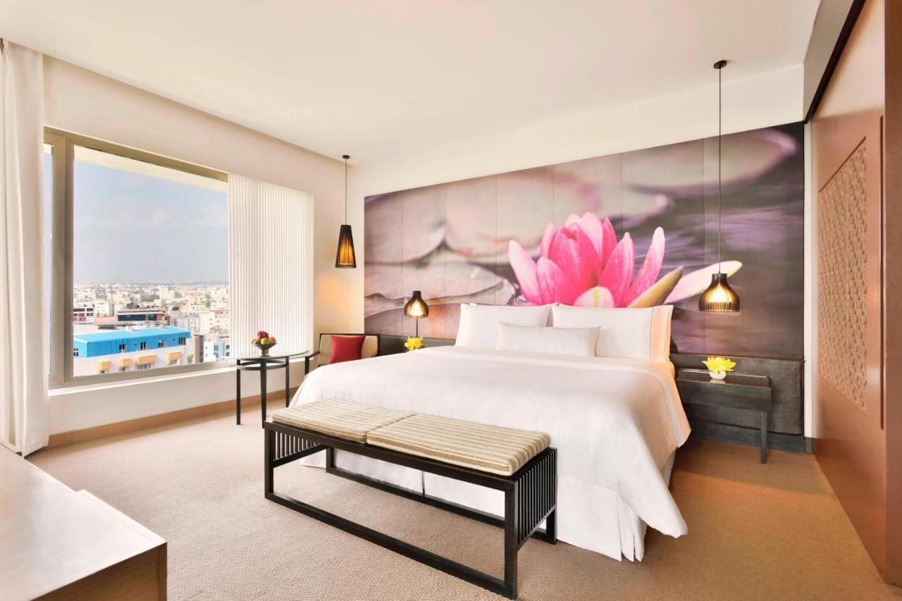 The Westin Hyderabad Mindspace Bagian luar foto