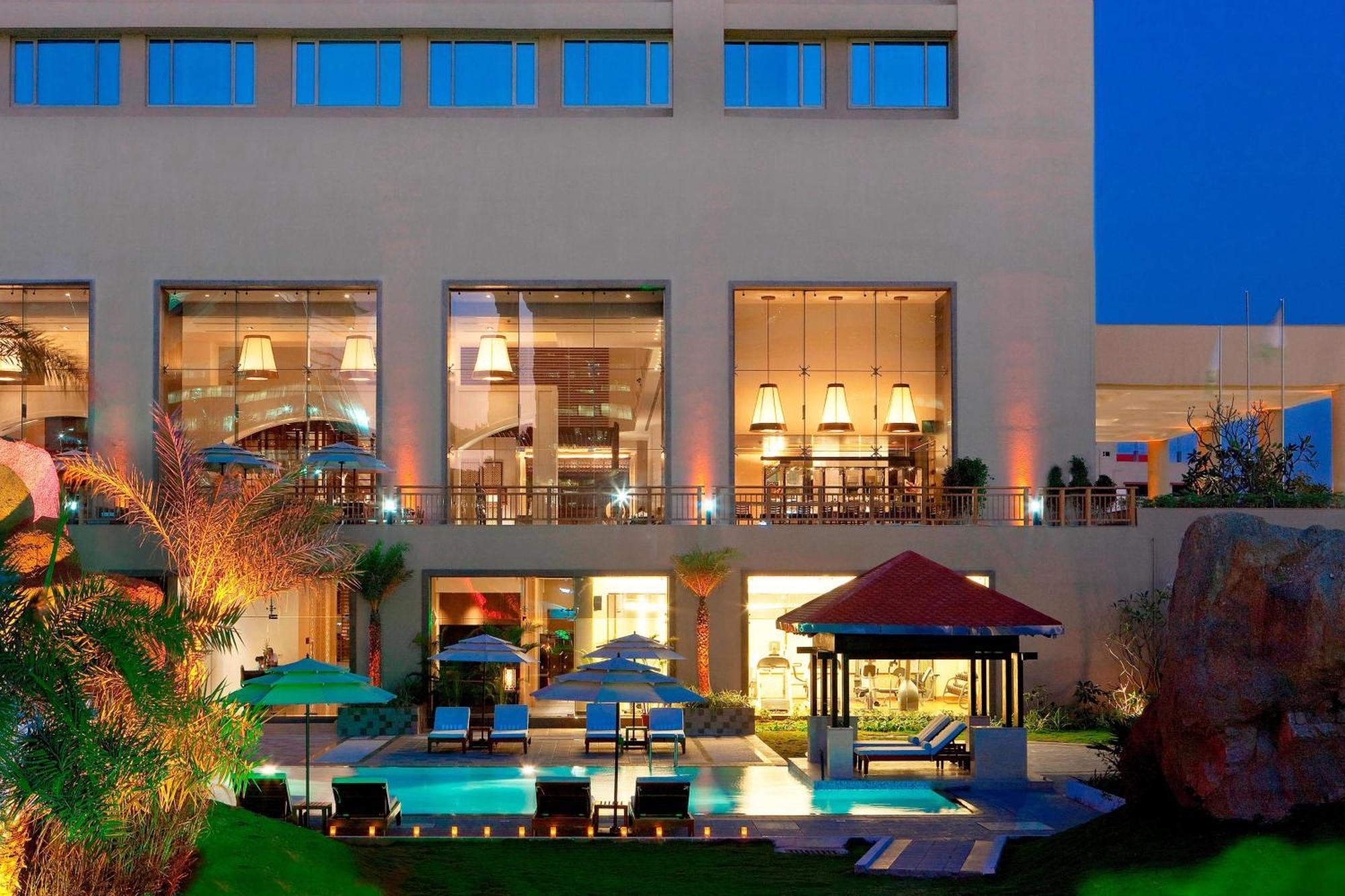 The Westin Hyderabad Mindspace Bagian luar foto