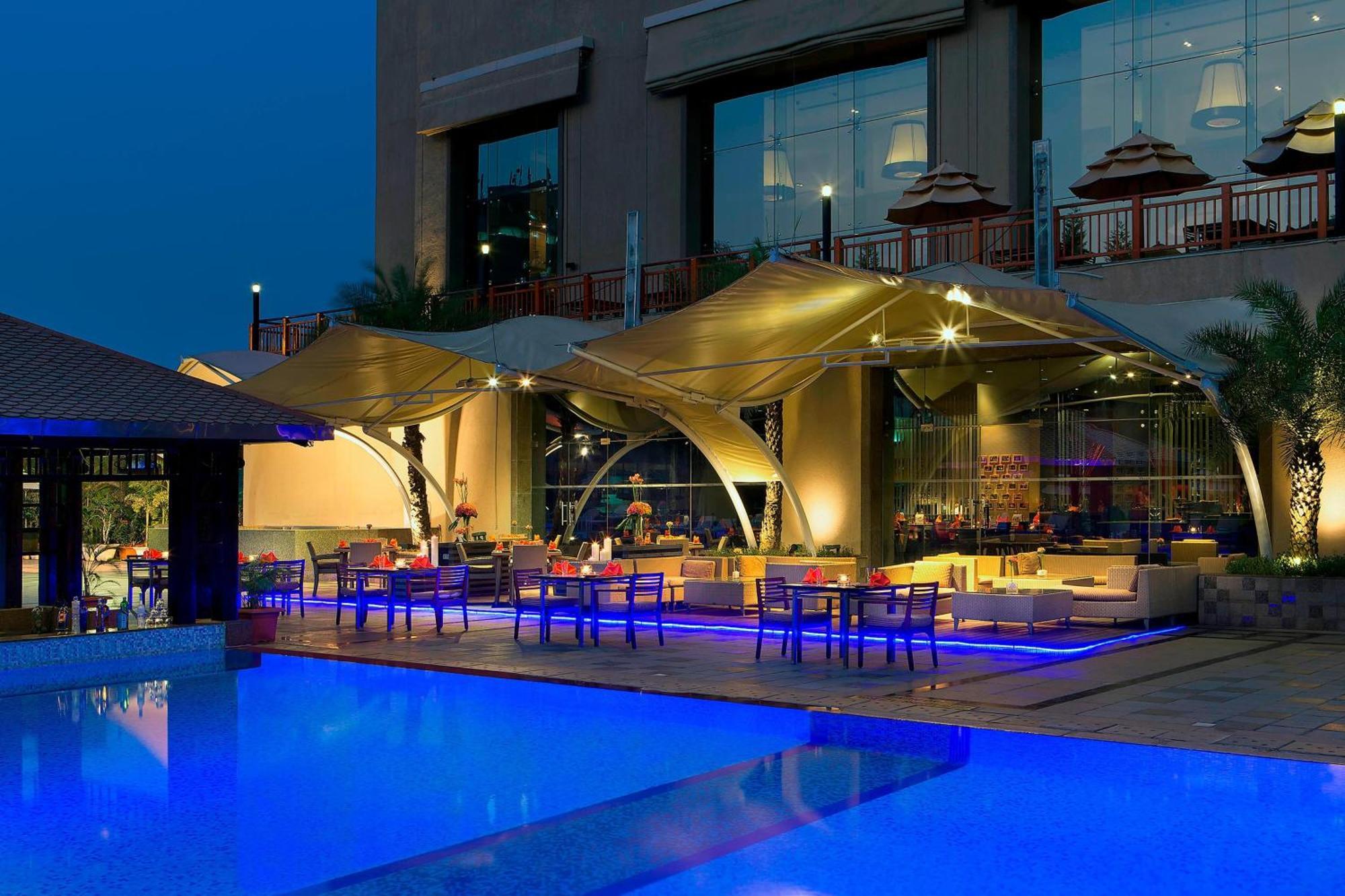 The Westin Hyderabad Mindspace Bagian luar foto