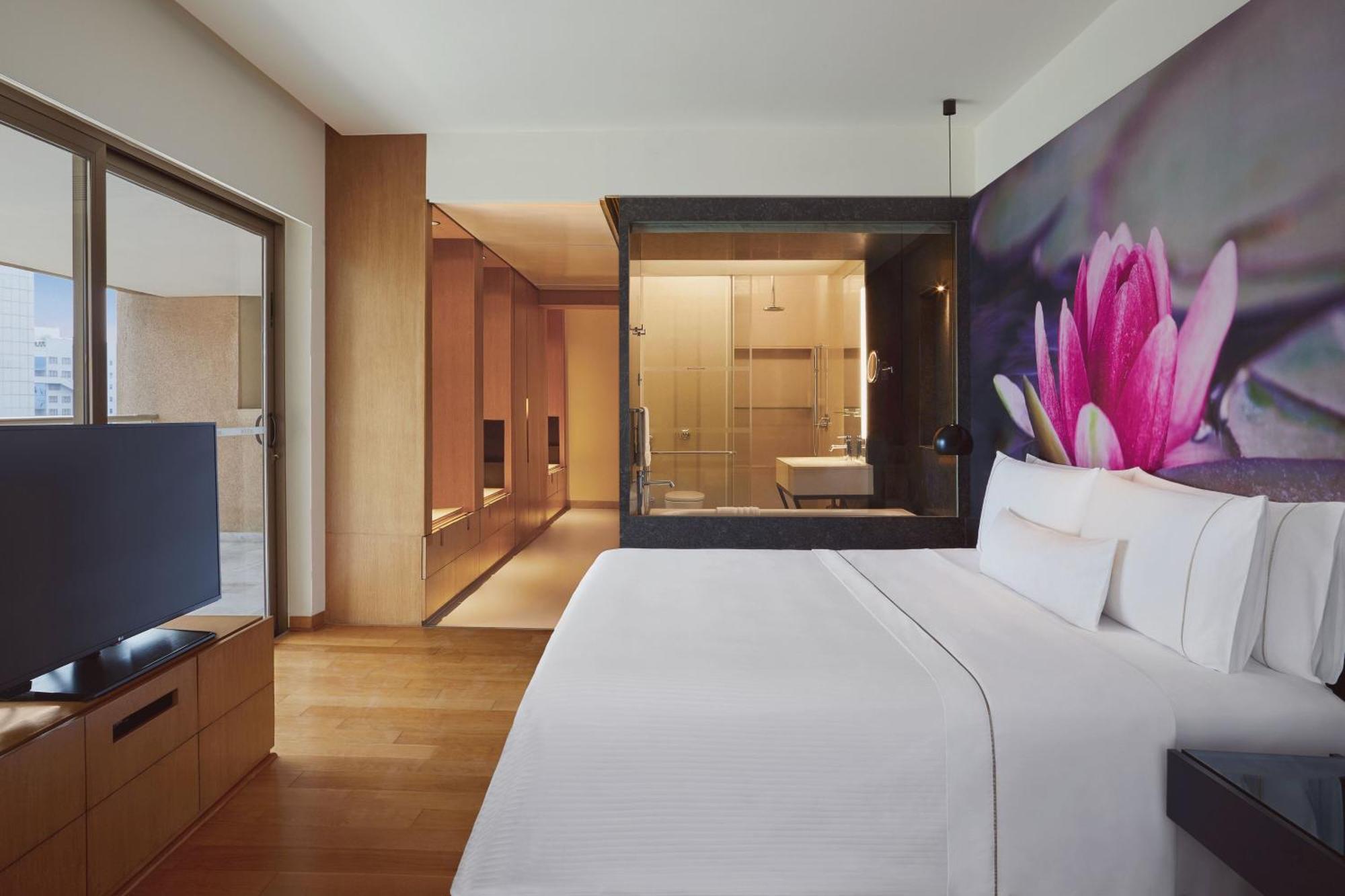 The Westin Hyderabad Mindspace Bagian luar foto