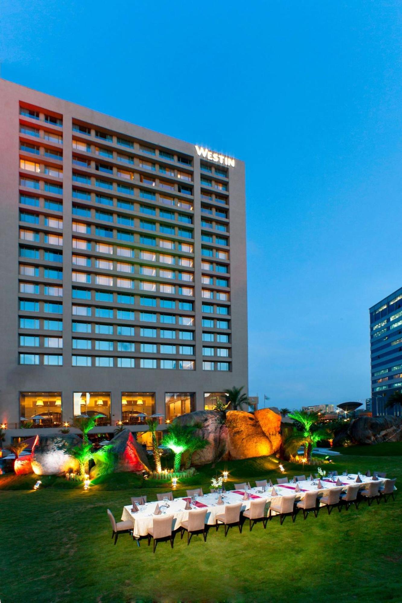 The Westin Hyderabad Mindspace Bagian luar foto
