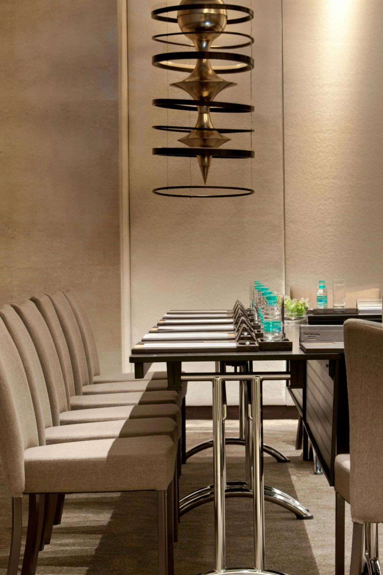 The Westin Hyderabad Mindspace Bagian luar foto